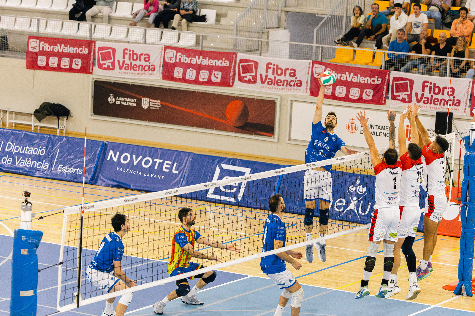 Una jugada de este partido.//Cedida